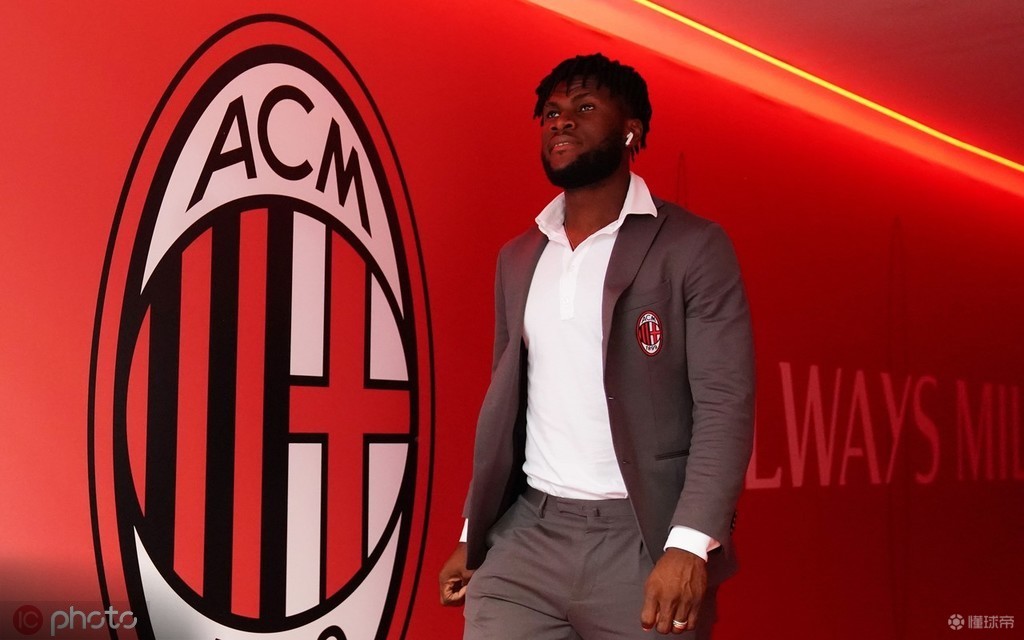 九游娱乐 -AC米兰发布备战花絮，赛后迎来里程碑，欧联任务艰巨，年轻球员得到机会的简单介绍